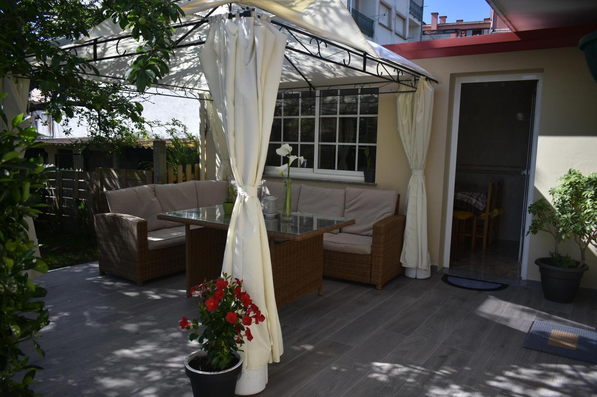 Jardin, Terraza Y Barbacoa