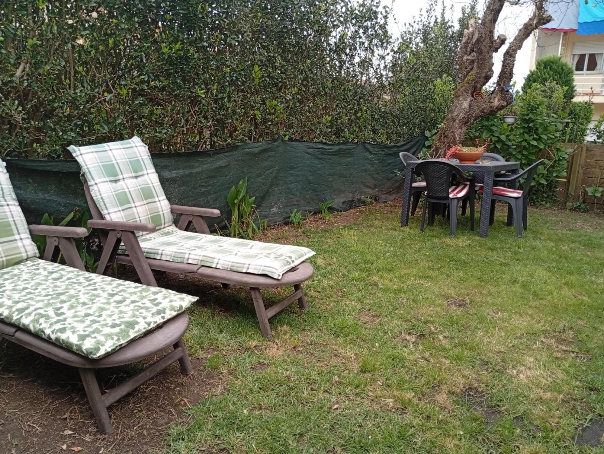 Jardin, Terraza Y Barbacoa O Grove